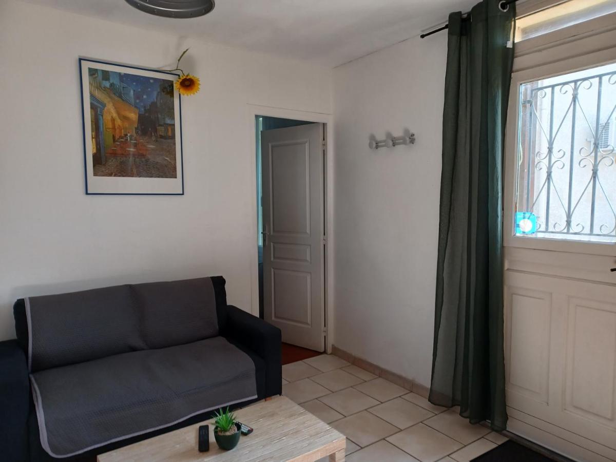 Jolie Petite Maison Idealement Situee Arles Exterior photo